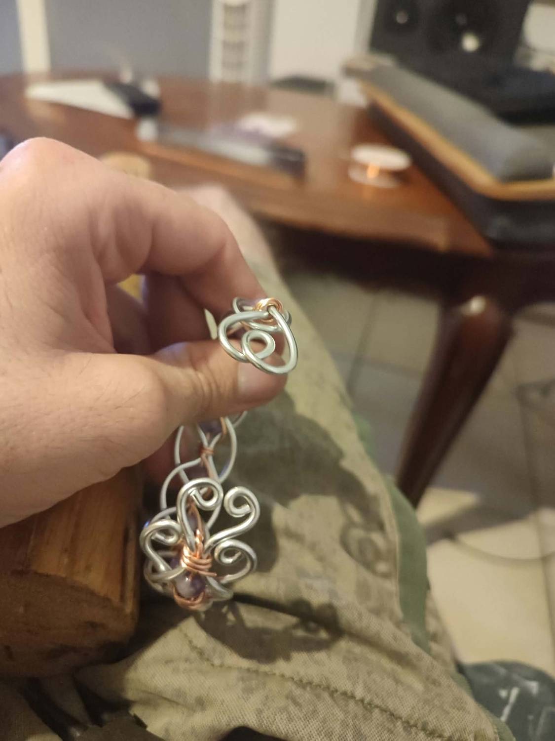 Bracelet l'Elfique aluminium et améthyste – Meignoz Forges & Lames