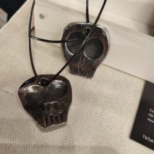 Collier tête de mort en acier forgé – Meignoz Forges & Lames