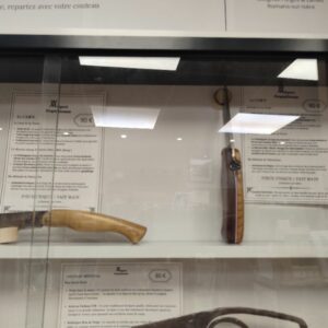 Couteau Le Cam's, lame forgée et manche en bois de récupération – Meignoz Forges & Lames